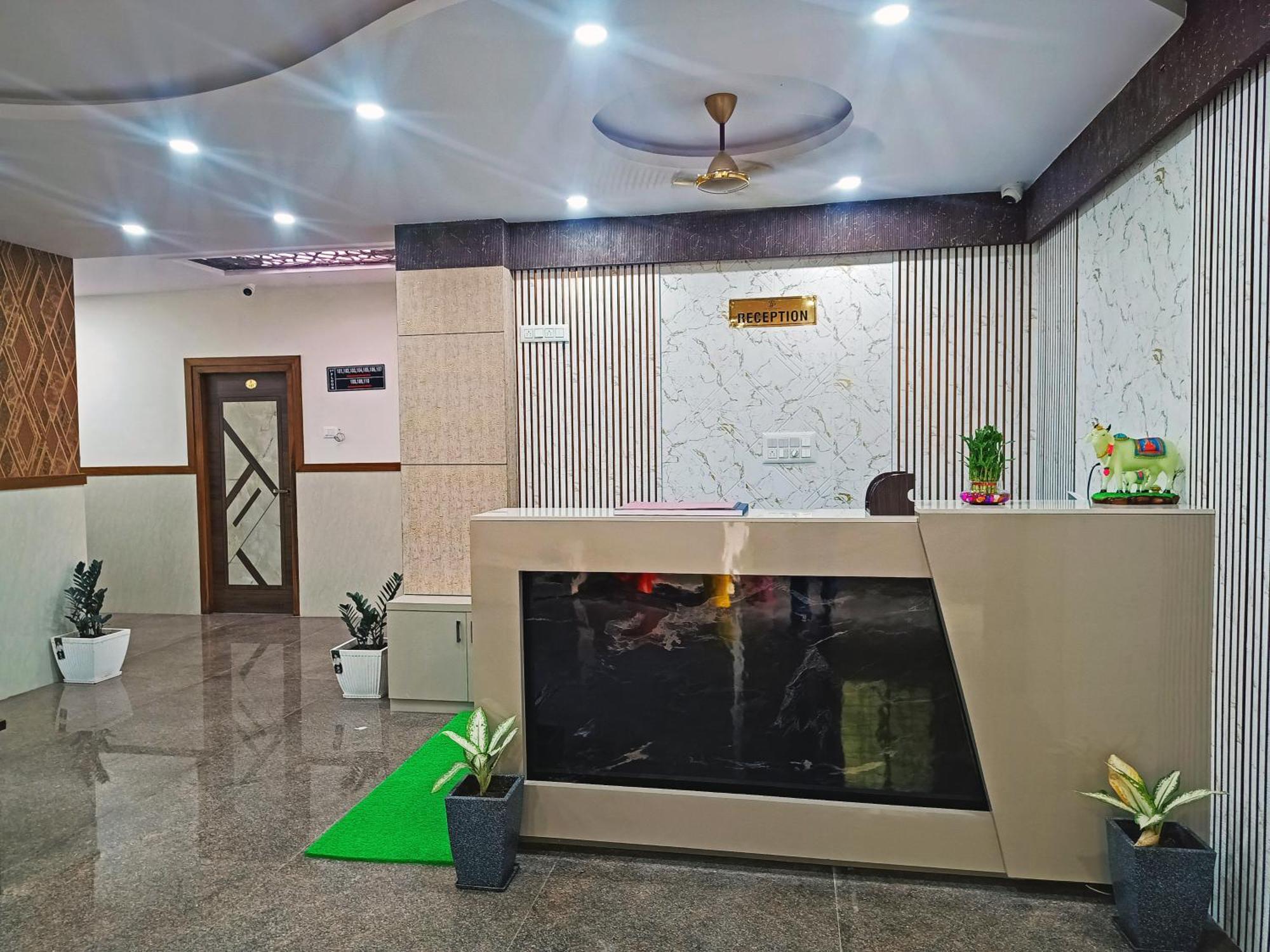 Hotel Achhu Palace بنغالور المظهر الخارجي الصورة