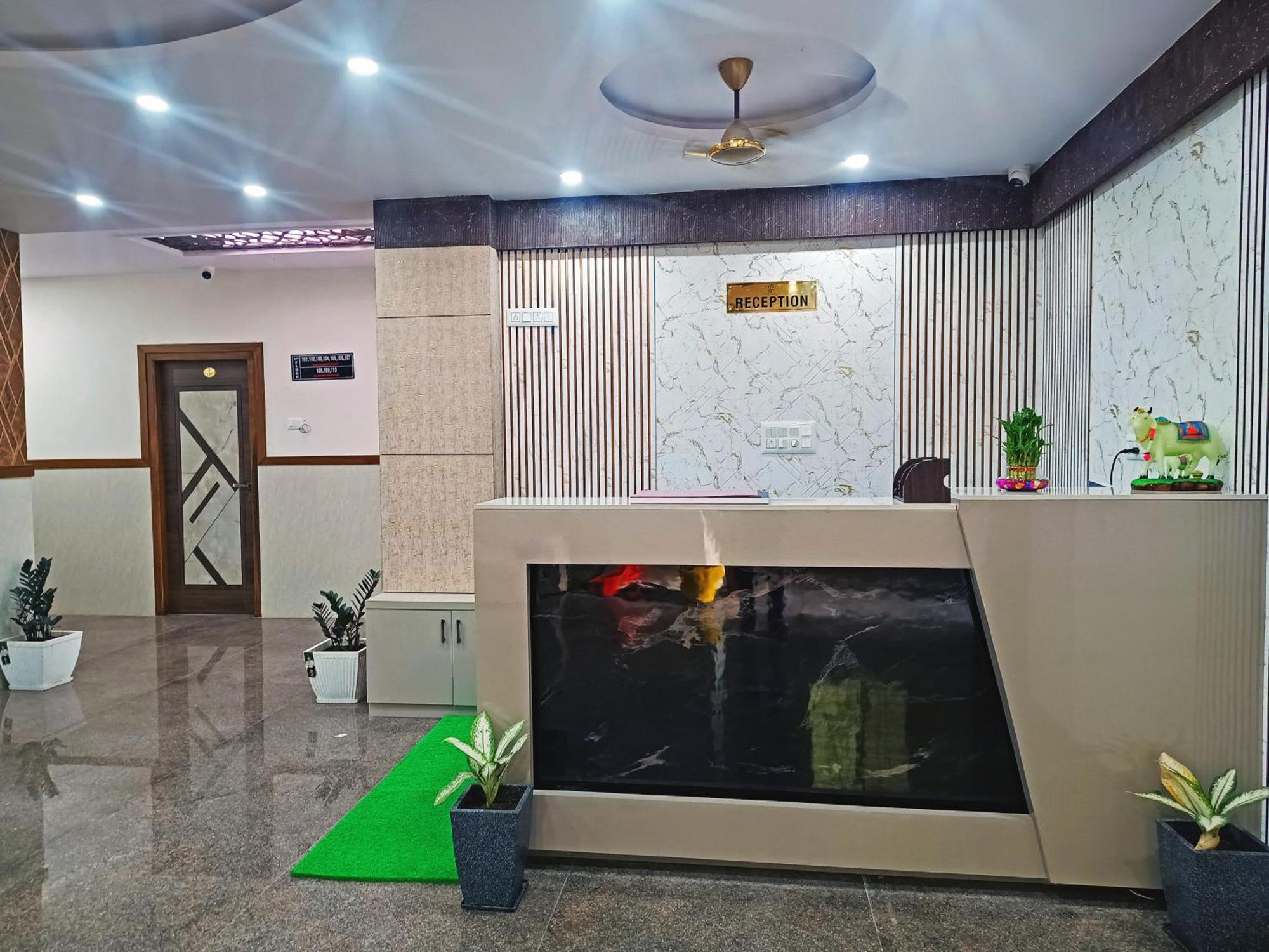 Hotel Achhu Palace بنغالور المظهر الخارجي الصورة