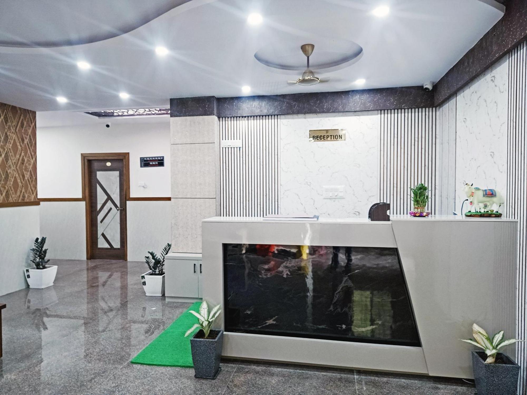 Hotel Achhu Palace بنغالور المظهر الخارجي الصورة