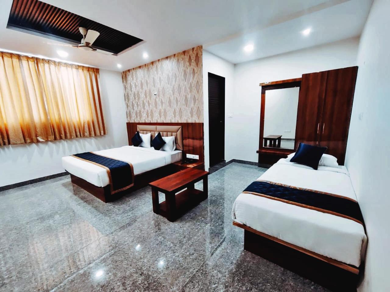 Hotel Achhu Palace بنغالور المظهر الخارجي الصورة
