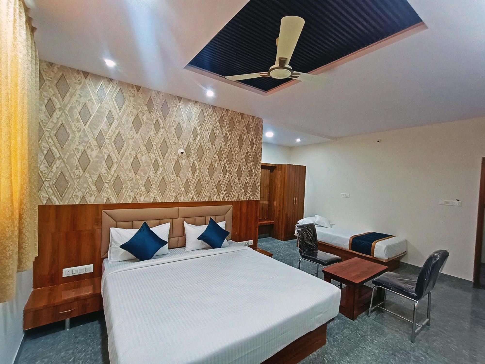 Hotel Achhu Palace بنغالور المظهر الخارجي الصورة