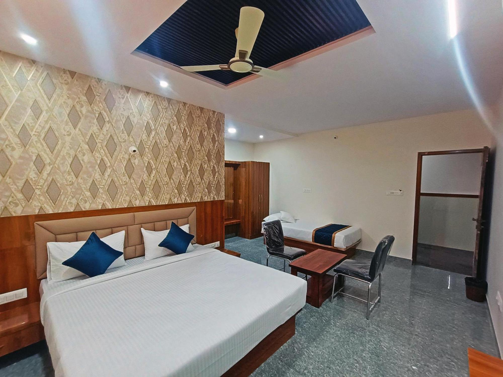 Hotel Achhu Palace بنغالور المظهر الخارجي الصورة