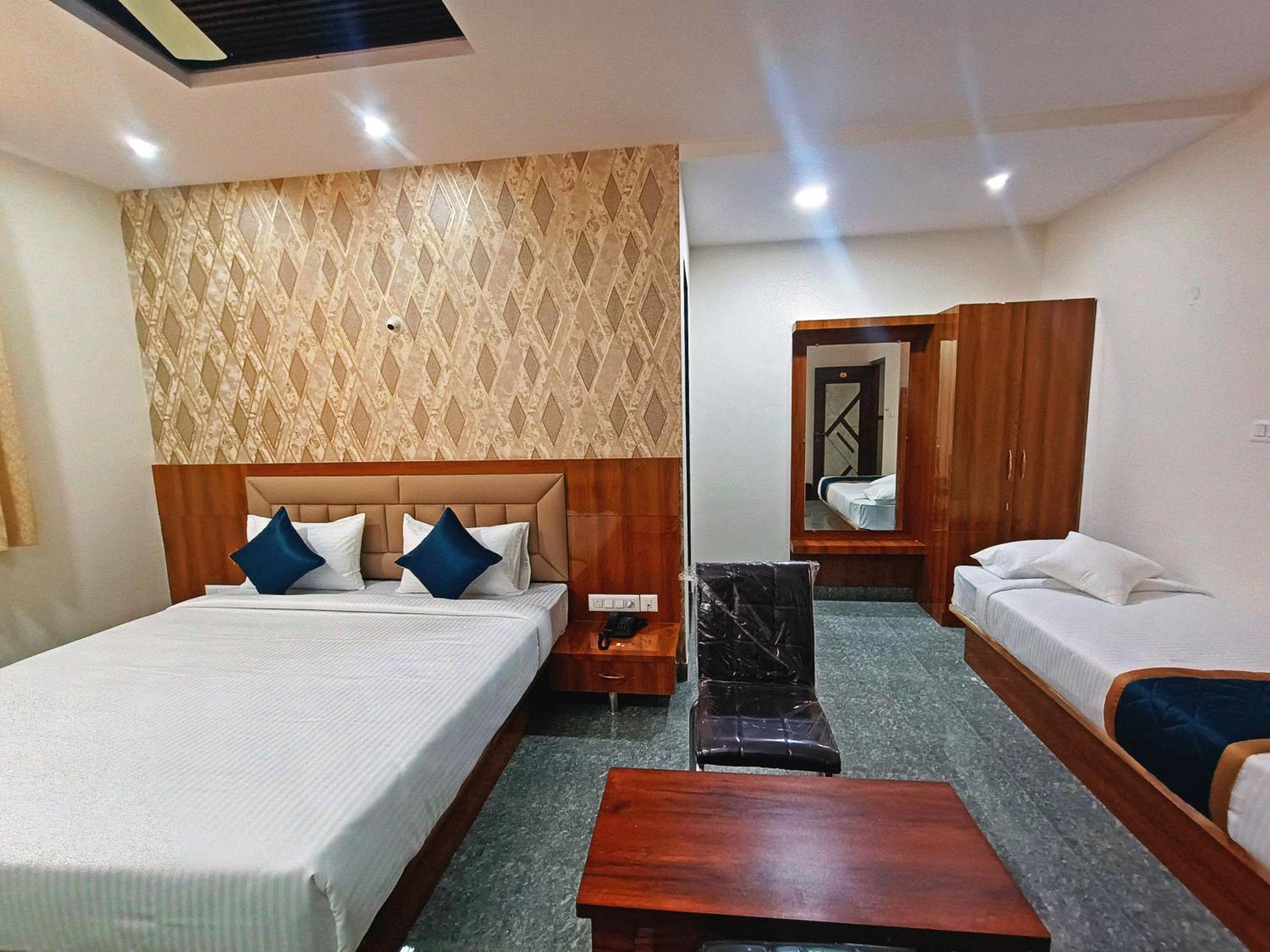 Hotel Achhu Palace بنغالور المظهر الخارجي الصورة